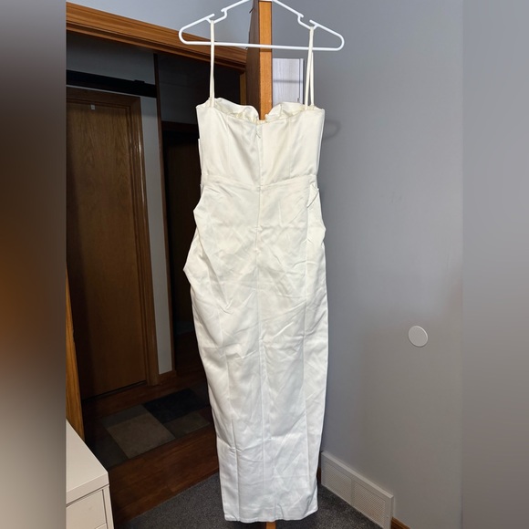 House of CB Flora Midi Dress - Picture 5 of 9